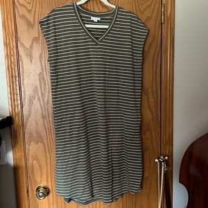 T-shirt dress